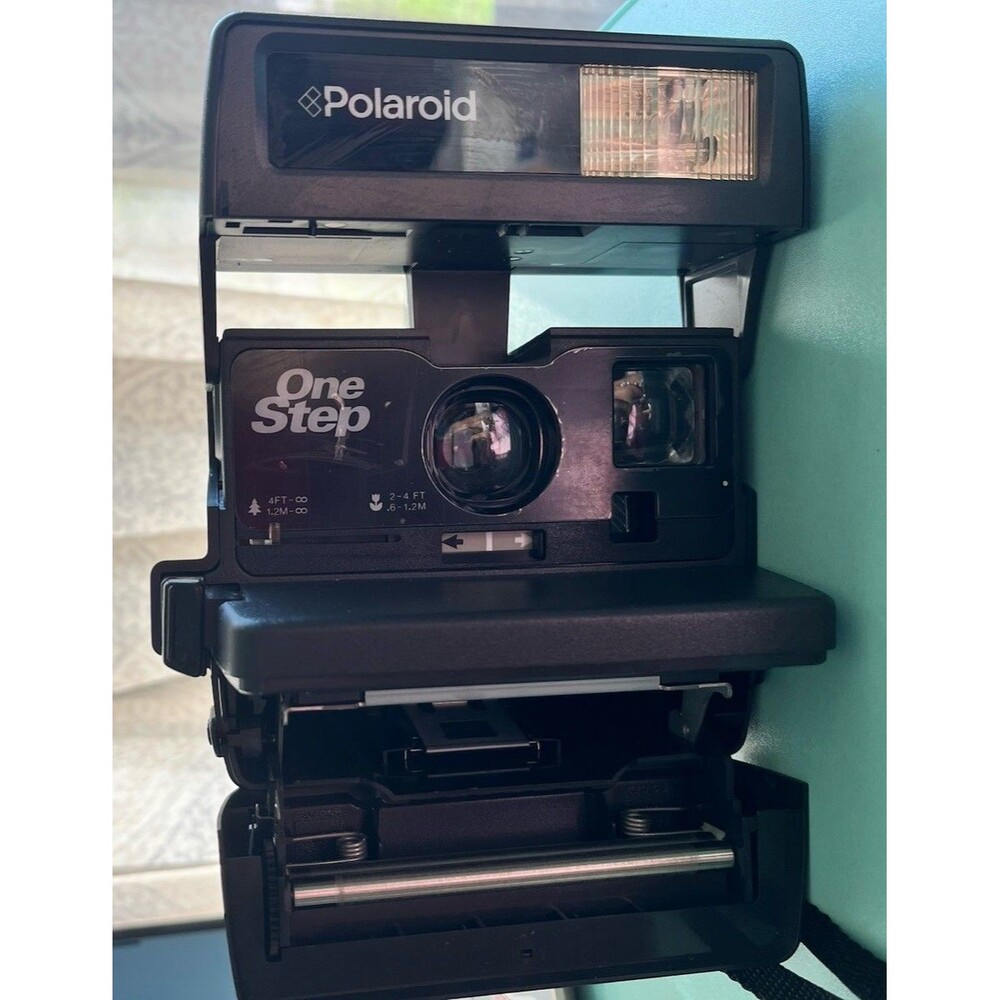 Polaroid One Step 600 Vintage Instant Camera, Black untested